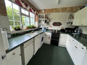Photo 9- click for photo gallery